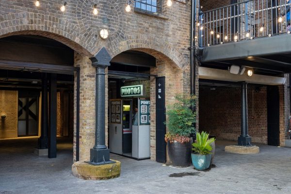 AUTOFOTO COAL DROPS YARD